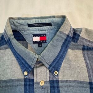 Tommy Hilfiger Plaid Button Down Size Large NWOT